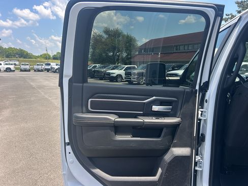Certified 2026 RAM 2500 Big Horn AWD/4WD image 20