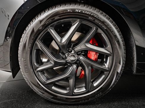 Used 2025 Land Rover Range Rover Sport Dynamic SE image 13