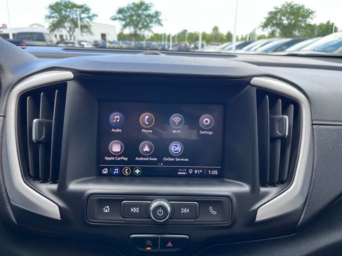 Used 2022 GMC Terrain SLE w/ Elevation Edition FWD image 13
