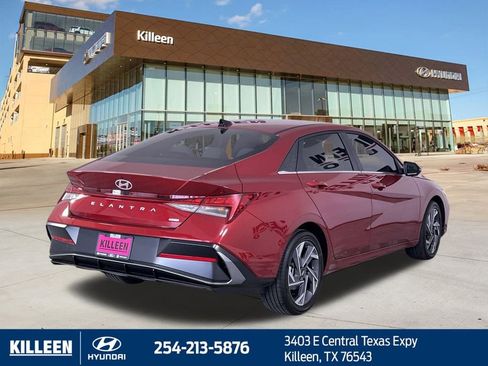 New 2025 Hyundai Elantra Limited image 8