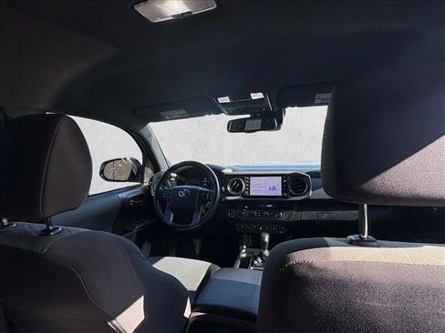 Used 2021 Toyota Tacoma TRD Off-Road image 20