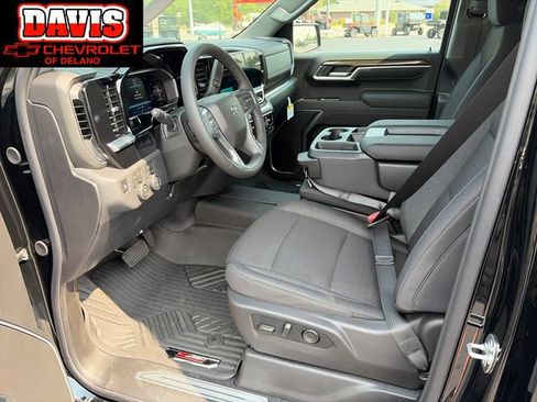 New 2026 Chevrolet Silverado 1500 RST w/ Dark Appearance Package AWD/4WD image 13