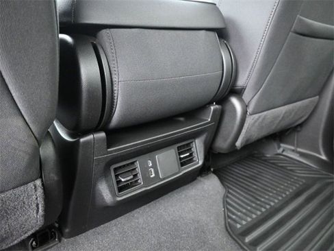 Used 2024 Chevrolet Silverado 2500 Custom w/ Custom Value Package image 19