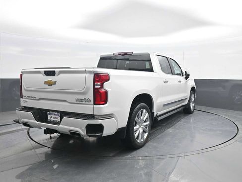 Used 2024 Chevrolet Silverado 1500 High Country image 7