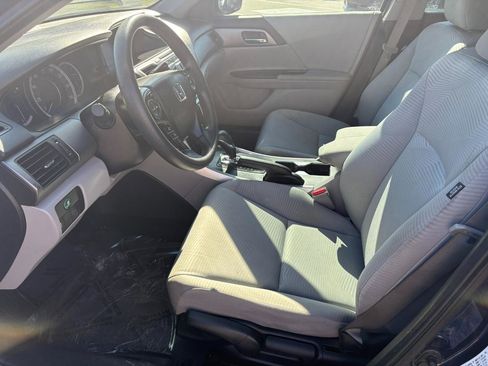 Used 2014 Honda Accord LX image 11