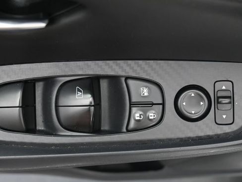 Used 2024 Nissan Sentra SV FWD image 21