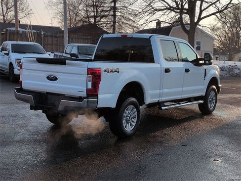 Used 2017 Ford F250 XLT image 5