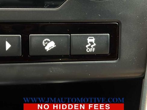 Used 2019 Land Rover Discovery Sport HSE Luxury image 34