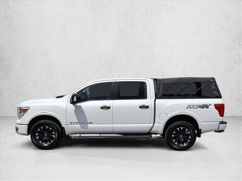 Used 2018 Nissan Titan S AWD/4WD image 9