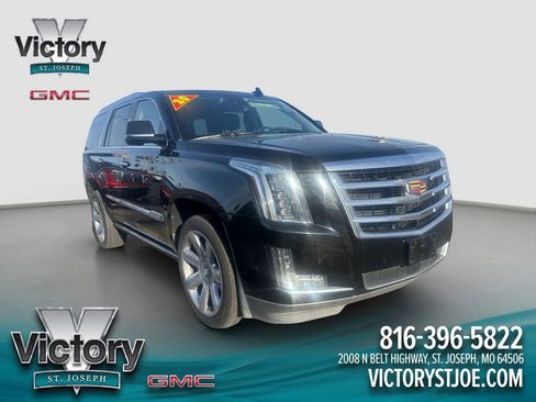 Used 2020 Cadillac Escalade Premium Luxury AWD/4WD image 1