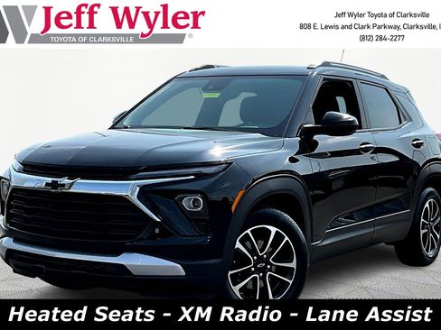 Used 2024 Chevrolet TrailBlazer LT w/ LT Cold Weather Package image 1