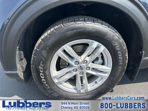 Used 2022 Ford Explorer XLT w/ Equipment Group 202A AWD/4WD image 10
