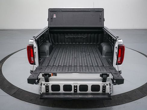 Used 2024 GMC Sierra 1500 Denali w/ Denali Reserve Package AWD/4WD image 7