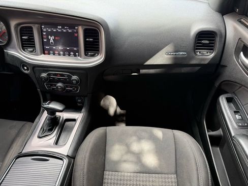 Used 2019 Dodge Charger GT image 10