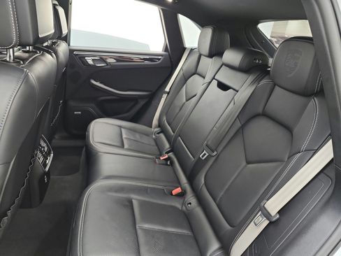 Used 2022 Porsche Macan GTS AWD/4WD image 13