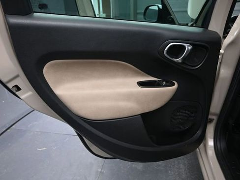 Used 2014 FIAT 500L Lounge image 17