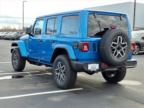 New 2026 Jeep Wrangler Unlimited Sahara w/ Safety Group AWD/4WD image 4