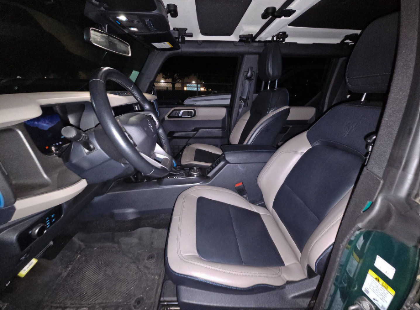 Used 2024 Ford Bronco Wildtrak AWD/4WD image 7