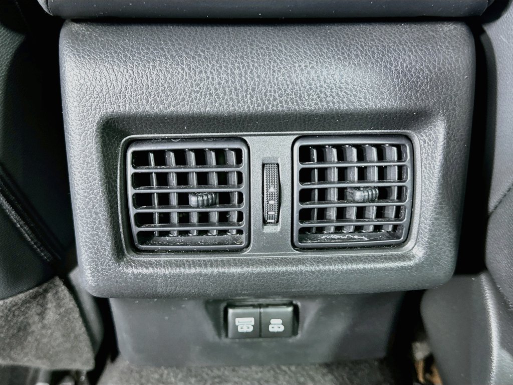 Certified 2025 Toyota Camry SE FWD image 25