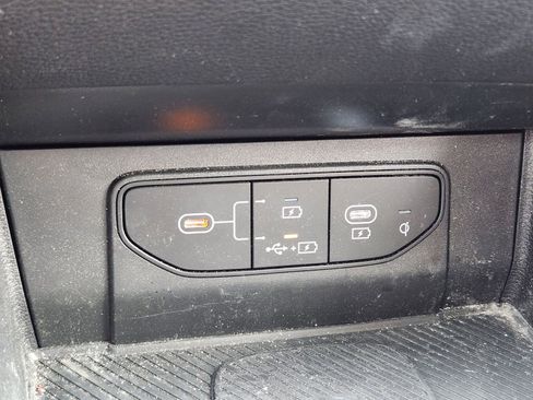 Used 2026 Kia Sportage EX FWD image 20