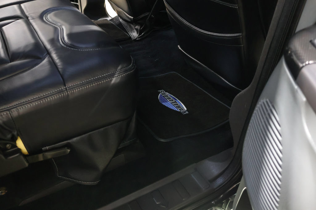 Used 2015 Ford F650 2WD Crew Cab Super Duty image 55