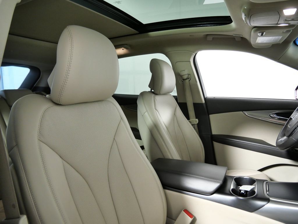 Used 2019 Lincoln Nautilus Reserve AWD/4WD image 9