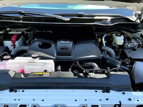 Certified 2025 Toyota Tundra SR5 AWD/4WD image 31