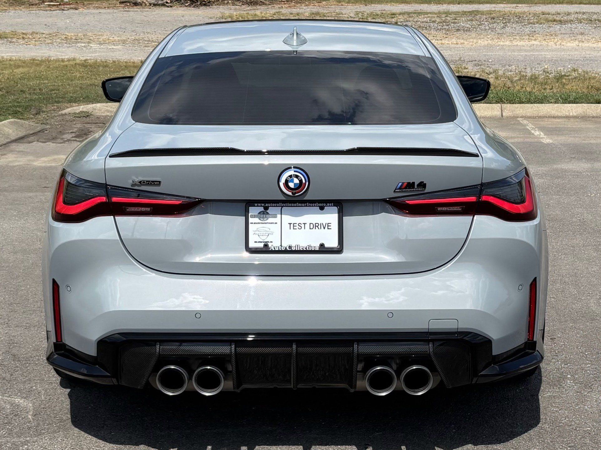 Used 2023 BMW M4 xDrive Competition w/ M Carbon Exterior Package AWD/4WD image 5