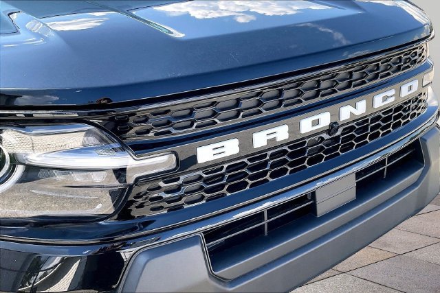 New 2026 Ford Bronco Sport Outer Banks AWD/4WD image 18