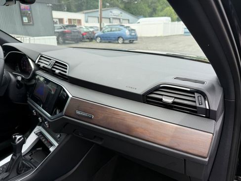 Used 2020 Audi Q3 2.0T Premium Plus image 30