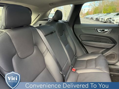 Used 2023 Volvo XC60 B5 Plus w/ Climate Package image 28