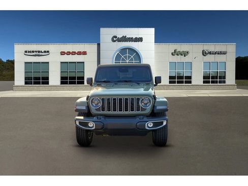 New 2026 Jeep Gladiator Rubicon AWD/4WD image 8