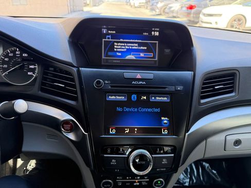 Used 2016 Acura ILX FWD image 16