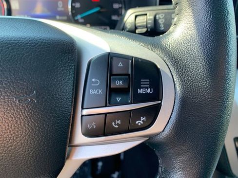 Used 2022 Ford Explorer XLT w/ Equipment Group 202A image 26