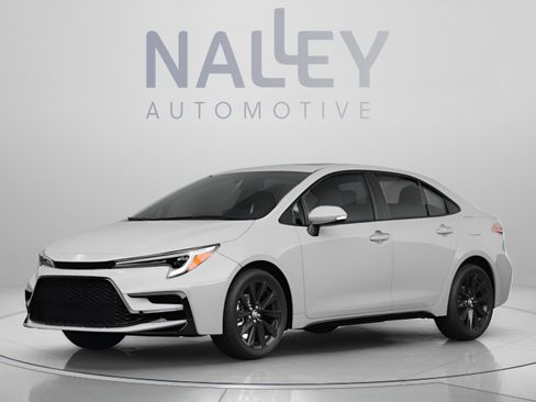 Used 2024 Toyota Corolla LE FWD image 1