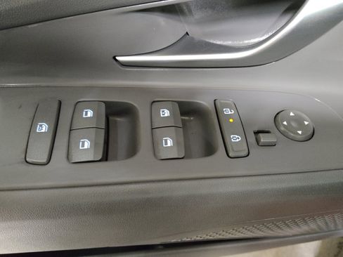 Used 2024 Hyundai Elantra SEL image 27