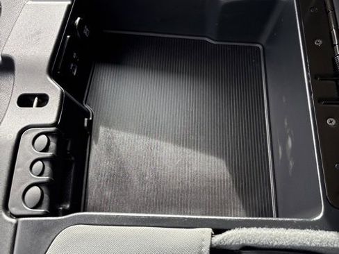 Used 2017 RAM 3500 Tradesman w/ Chrome Appearance Group image 35