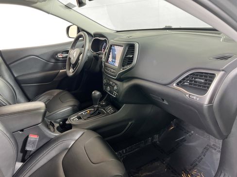 Used 2022 Jeep Cherokee Latitude Lux image 27