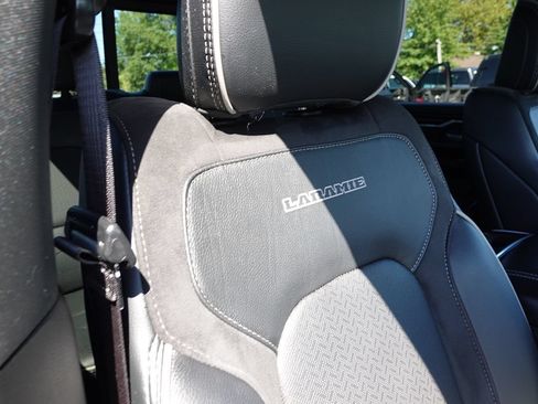Used 2023 RAM 1500 Laramie AWD/4WD image 39