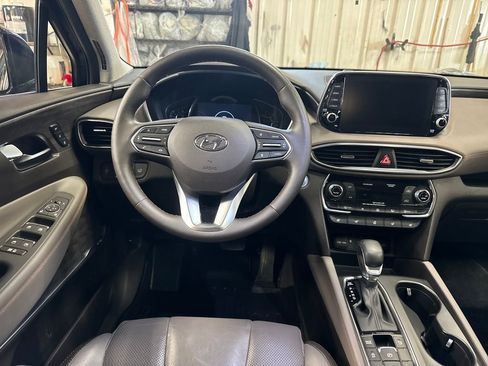 Used 2020 Hyundai Santa Fe Limited AWD/4WD image 17
