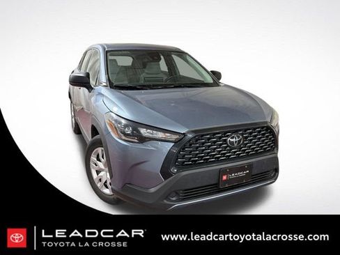 Used 2022 Toyota Corolla Cross L AWD/4WD image 1