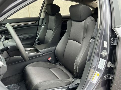 Used 2018 Honda Accord LX image 12