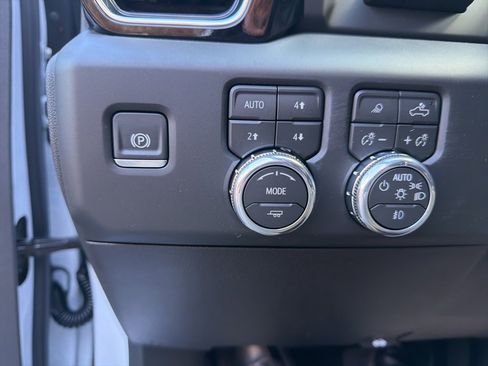 New 2026 GMC Sierra 2500 Denali Ultimate image 26