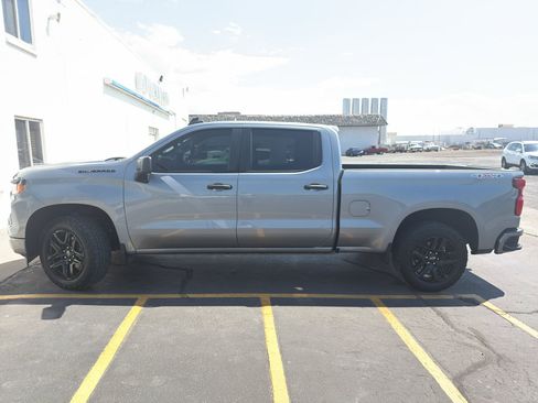 Used 2023 Chevrolet Silverado 1500 Custom w/ LPO, Dark Essentials Package AWD/4WD image 5