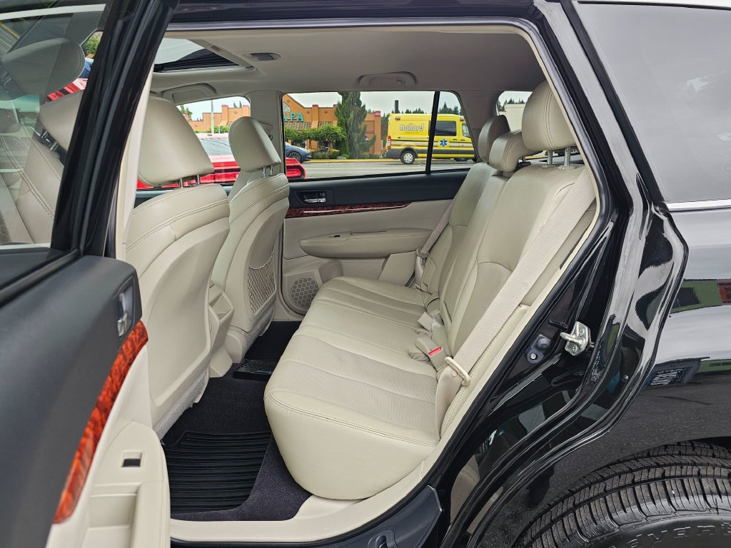 Used 2012 Subaru Outback 2.5i Limited AWD/4WD image 20