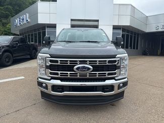 New 2025 Ford F350 XLT video 2