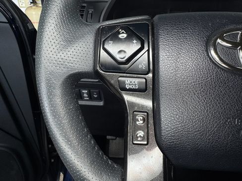 Used 2024 Toyota 4Runner TRD Off-Road AWD/4WD image 14
