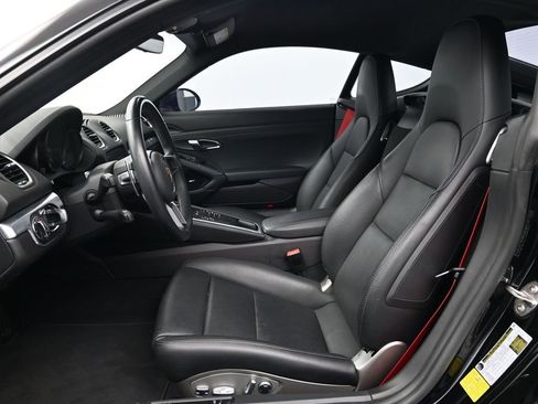 Certified 2024 Porsche 718 Cayman S image 5