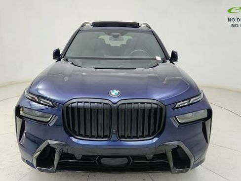Used 2024 BMW X7 xDrive40i w/ Executive Package AWD/4WD image 2