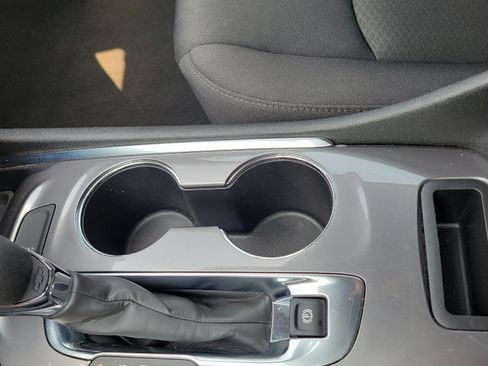 Used 2023 Chevrolet Malibu LT FWD image 18